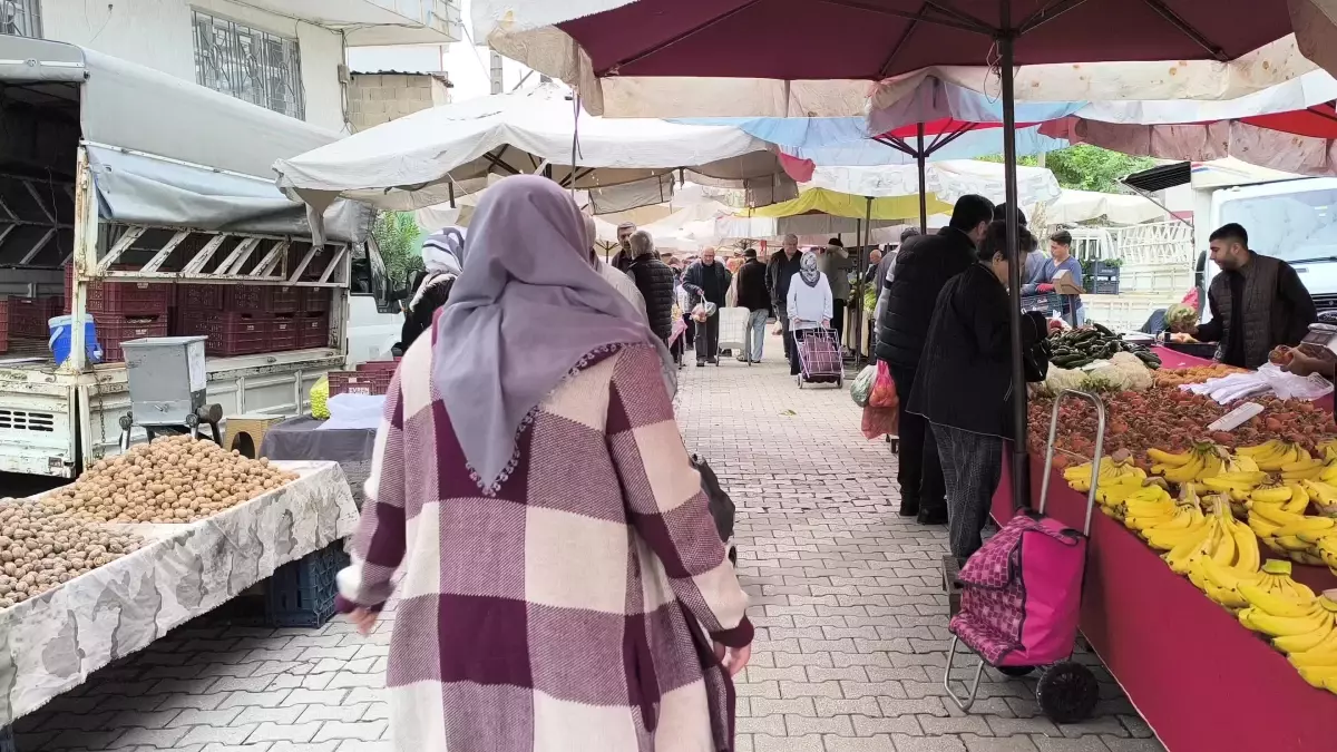 Kadirli’de Pazar Fiyatları Tepki Çekiyor