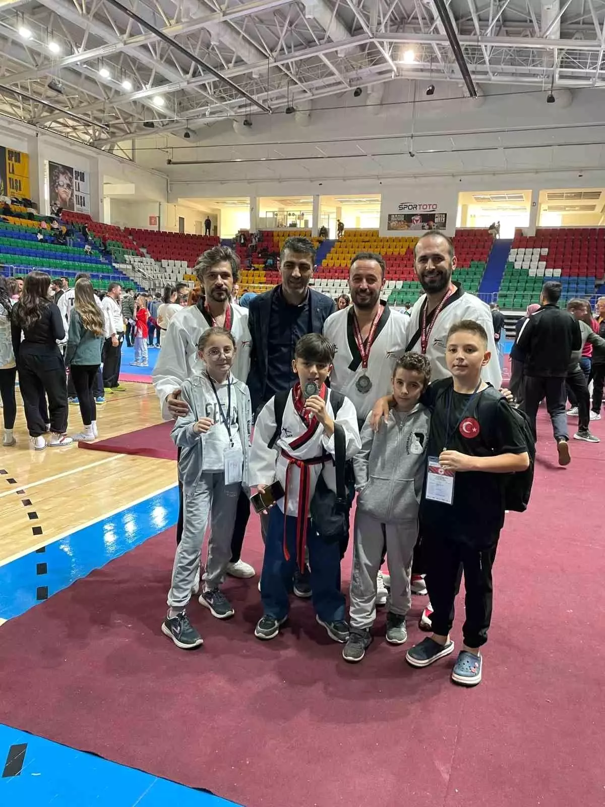 Kayserili Sporcular Taekwondo’da Gümüş Madalya Kazandı
