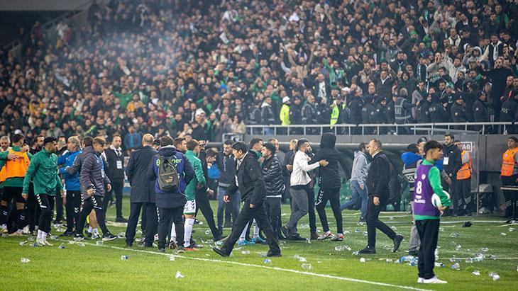 Kocaelispor’dan Sakaryaspor maçı açıklaması! Saldırı iddiası