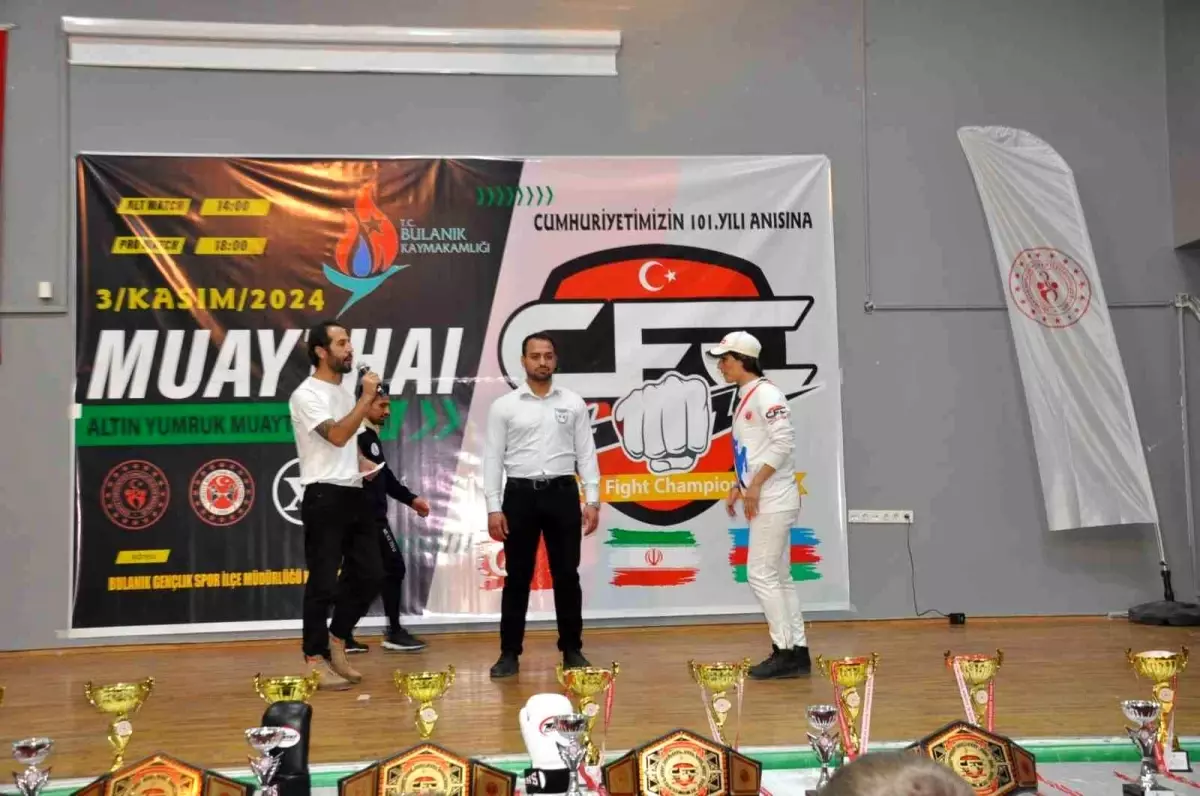 Muş’ta Muaythai Dövüş Gecesi Düzenlendi