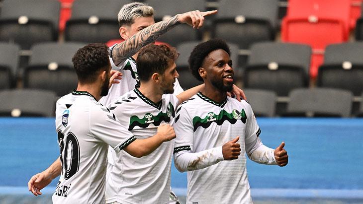 Sakaryaspor, Malatya’da net skorla kazandı: 0-2