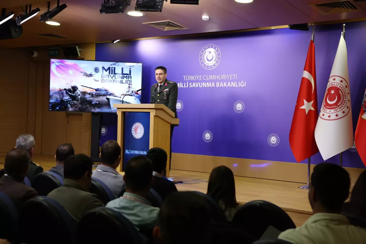 Savunma Muhabirliği Eğitimi Başladı