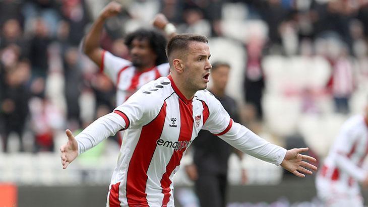 Sivasspor’a Rey Manaj’dan kötü haber! Sakatlık şoku