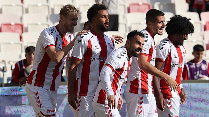 Sivasspor’u Rizespor karşısında Sonko sırtladı! Kritik 3 puan
