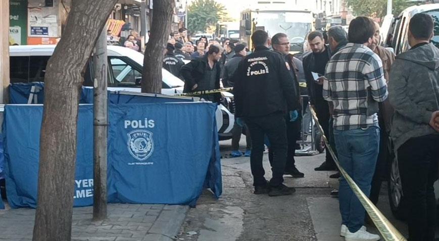 Sokak ortasında kanlı pusu! Eşini öldürüp intihar etti