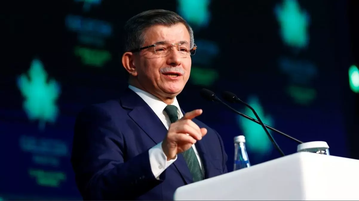 Ahmet Davutoğlu’ndan iktidara Suriye desteği: Doğruya doğru yanlışa yanlış deriz